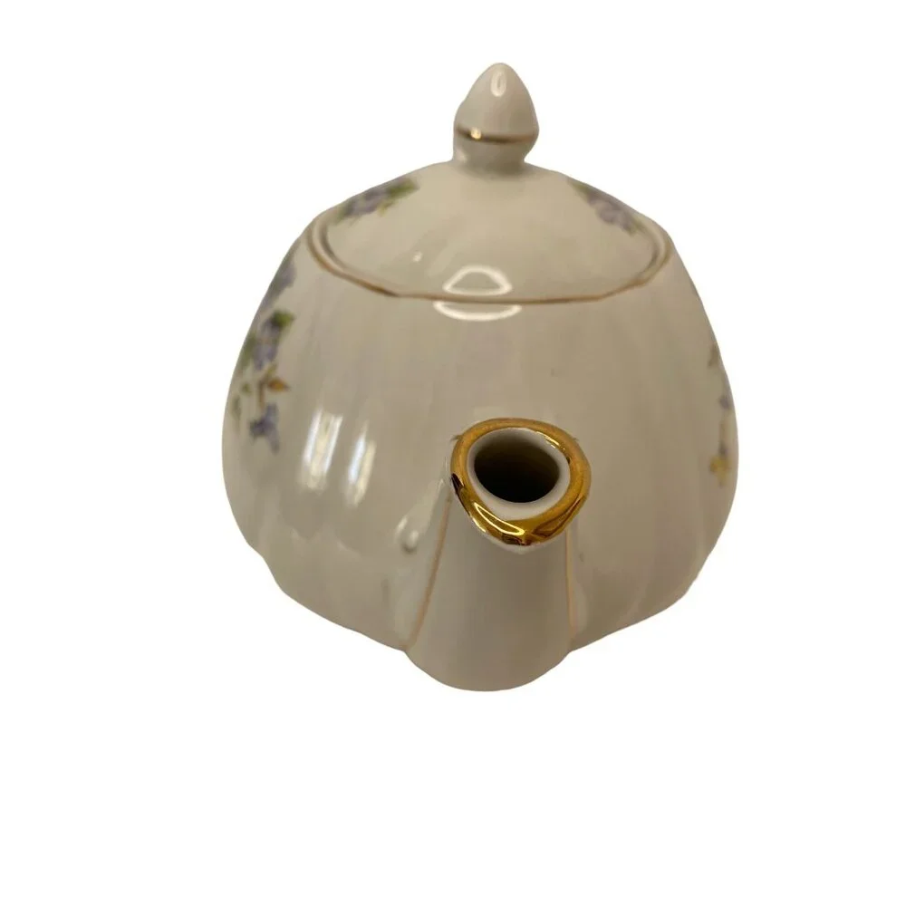 England‎ violet ceramic teapot with lid gilded gold trim rounded floral 6
